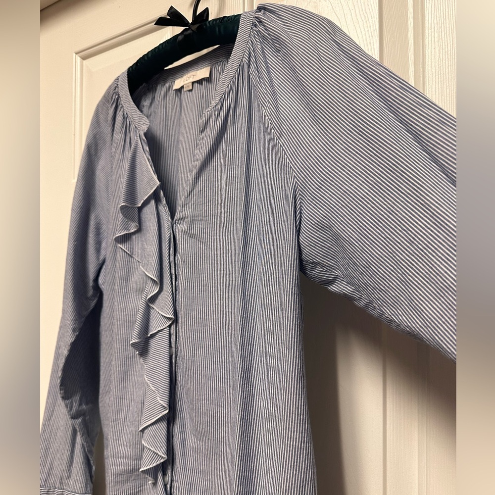 Loft Cotton Ruffle Neck Button Down Blouse size M - Picture 4 of 10